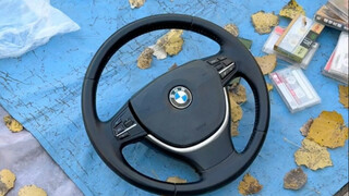 คุณเดินเล่นที่แผงลอยนี้สิ! หวุดหวิดจะโดนระเบิดปลิวไปแล้วนะ!