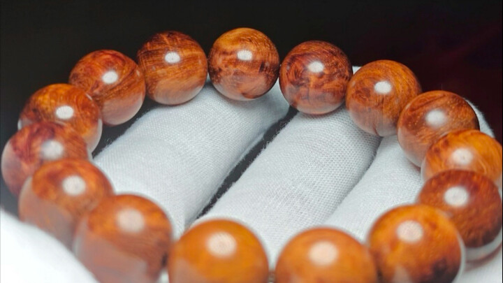 It’s more fun to share than to enjoy alone! The entire process of crafting a premium bracelet from a