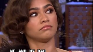 Zendaya: Mặc dù tôi đi đứng giống bố tôi, nhưng tôi vẫn phải hành động như một người nổi tiếng trên 