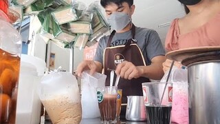 เนสที+เนสกาแฟ  นมเย็น ชาเขียวนมหวานน้อย กาแฟชงโบราณรถเข็น(กาแฟ โบว์)