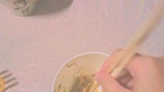 Jennie - 'Solo' MV01:52 ━━━●───── 03:08     ⇆ㅤㅤ ◁ㅤ ❚❚ㅤ ▷ㅤ ㅤ↻﻿                  ılıılıılıılıılıılıᴠᴏʟ