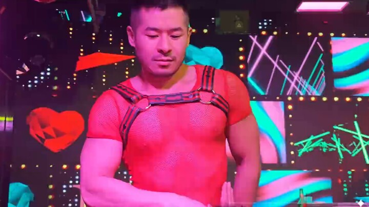 Destination Bar เสี่ยวเฉินที่คุณชื่นชอบมาถึงอีกครั้งแล้ว