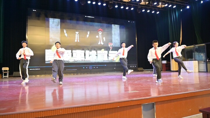 เทศกาลศิลปะ Yizhong: แมทธิว นักมายากลทางกายภาพ