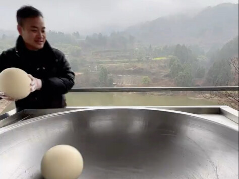 保龄球形牛油炒火锅底料