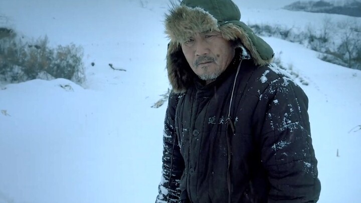 เลี้ยงลูกไม่ได้พึ่งพาตอนแก่! หลังผู้สูงอายุยกทรัพย์สินทั้งหมดให้ลูกชายก็ถูกไล่ออกจากบ้าน ภาพยนตร์สะท