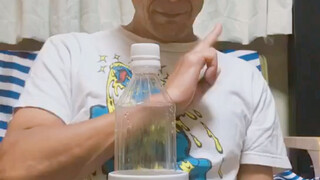 This old man relies on his hands to travel the world