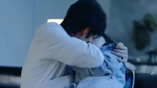 CEO tolak semua wanita tapi jatuh cinta pada gadis gemuk yang diejek dan memanjakannya