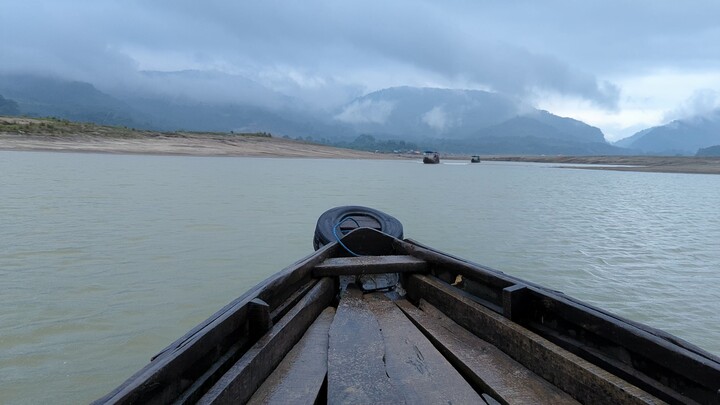 Going throug River....🌊