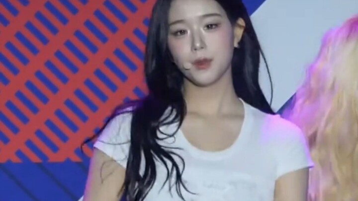 tripleS Kim Chae-yeon