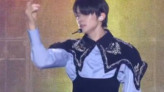 تي إكس تي مطاردة ذلك الشعور + سكر راش رايد على مسرح سي سي إم إيه