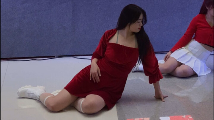 [Dance Routine] Sunmi's "Siren" Dance Cover Flash Mob Event