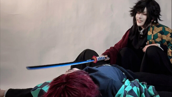 เมื่อคุณขอโทษเพื่อนหรือญาติที่สนิทมากอย่างไม่เป็นทางการ (เช่น แม็กฟัล ooc)