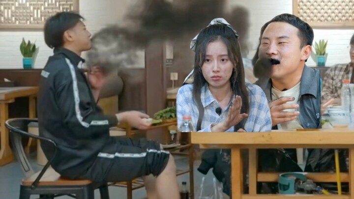 Huang Zitao and Xu Zhisheng turn into witches after eating bamboo charcoal powder! Xu Yiyang becomes