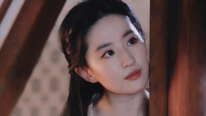 [Liu Yifei] This woman is really more beautiful the simpler she wears, natural beauty without any em