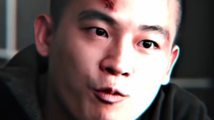 ฉันก็เป็นตำรวจเหมือนกัน ไม่ใช่อาชญากร