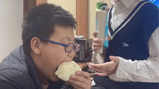 当你有个不听话的弟弟，而他正好很怕你的女友..