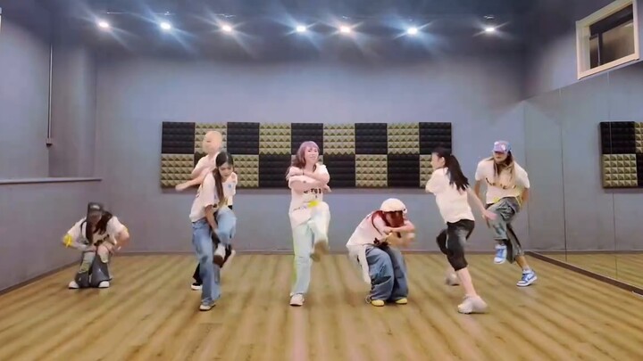 [TNT Times Youth League] I am the most beautiful in the world‖Rehearsal room dance. What can be arra