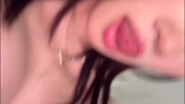123 - Hot Girl