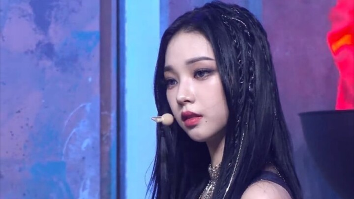 LIVE 4K versi potrait “Step Back” oleh Yoo Jeong‑min dari GOT the beat