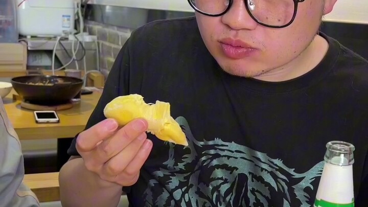 ออกเดินทางทันที! ข้าวเที่ยงแลกมาด้วยทุเรียน