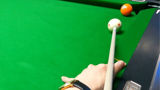 Đẩy bóng thấp tiến lên