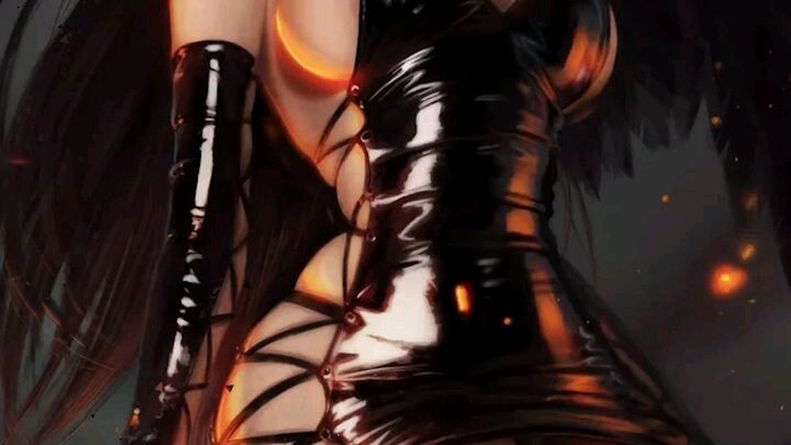 :>>