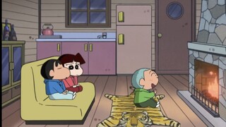 [Crayon Shin-chan] It's so cozy to go skiing in the snowy mountains, make rice cakes, eat delicious 