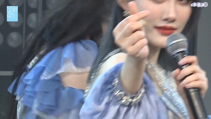 SNH48 | 220210 | “Tết bạn hay làm gì và trò chơi chuyền táo” Lưu Thiến Thiến cut