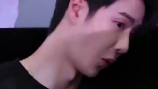 เต้นรอบปฐมทัศน์! มองย้อนกลับไปเห็นหวังอี้ป๋อใครจะเข้าใจ!