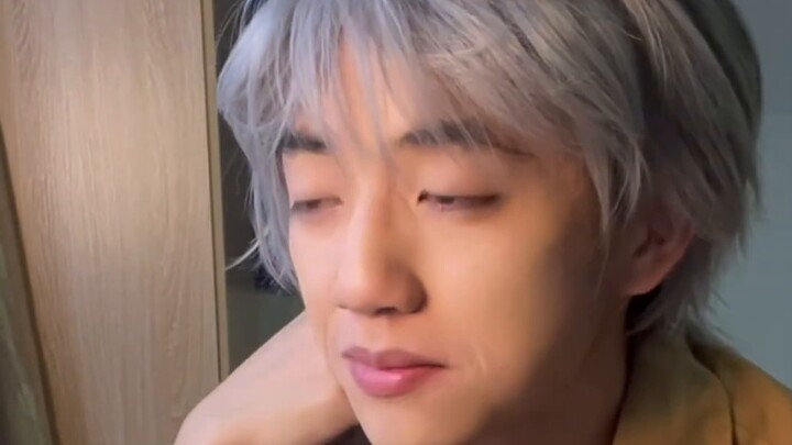 การติดต่อที่มองโลกในแง่ร้าย 🌈 ความรัก