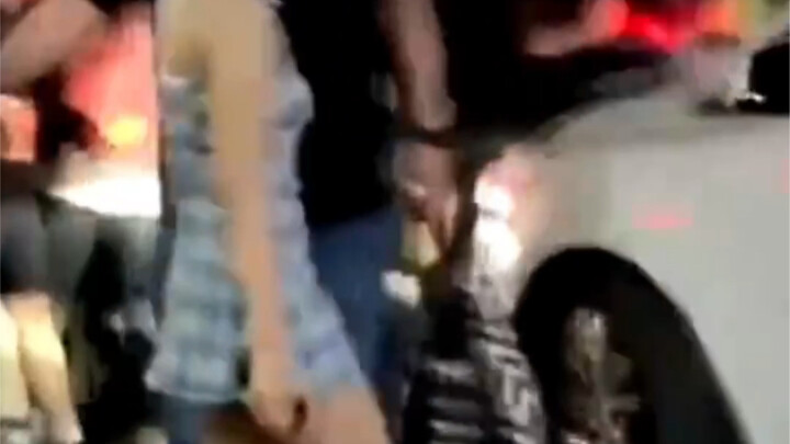 路人视角，别再说宁艺卓她胖了..