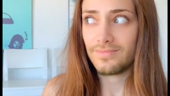 เลียนแบบผู้ชายจากเรื่อง “มาเฟียขาใหญ่กับฉัน 365 วัน”