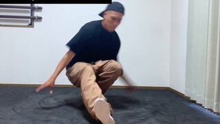 22 طريقة مختلفة لـ Go Down من Bboy ياباني