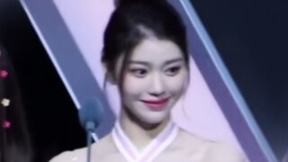 Vẻ đẹp của họ là khách quan, tạo hình trang điểm sân khấu tuyệt đẹp của người đẹp Trung Quốc mà cá n