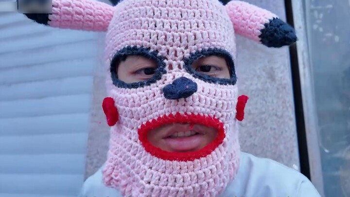 Challenge to survive and make money in the city starting from a pair of pants! How many days can you