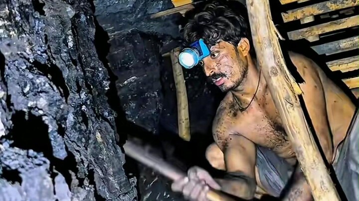 Menembus ratusan meter ke dalam tanah, rekaman langsung lokasi penambangan batu bara yang sesungguhn