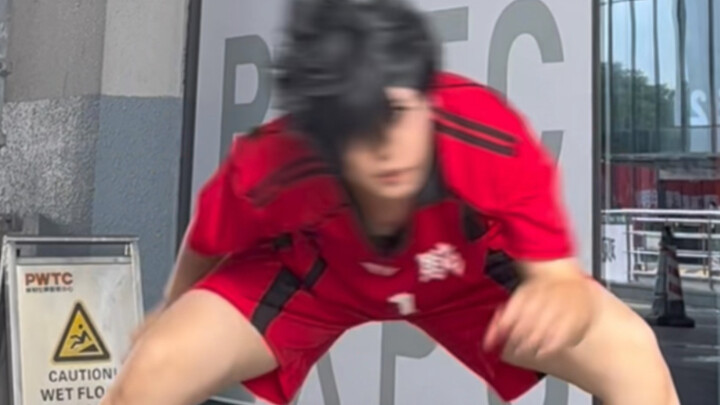 Volleyball subject 4! Clap your hands and get red [Kuroo Tetsuro cosplay]