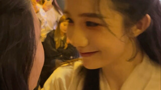 การเต้นรำสไตล์แห่งชาติอู่ฮั่นเจ๋ออู๋ "ไม่ได้เรียกว่าฮีโร่" ชุดสีขาวตัวนี้เท่และสวยงามมาก ชอบจังเลย