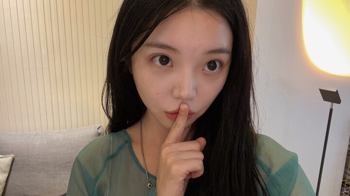เข้าฉากซ้อมเต้นอยู่ที่บ้าน... (เหวินจิง)