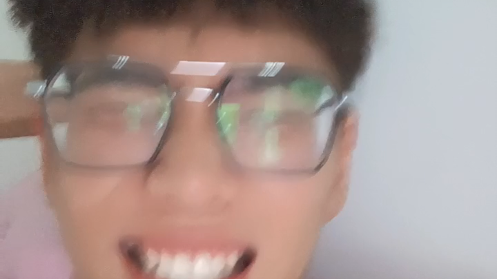 ฉันบ้าไปแล้วววว ขึ้นมหาวิทยาลัยยังมาห้ามผมฉันอีก