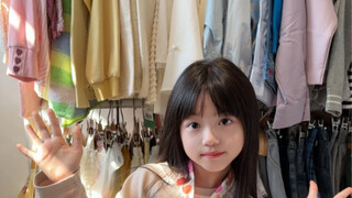 Phòng thay đồ của cô gái nhỏ đã đổi mùa rồi!