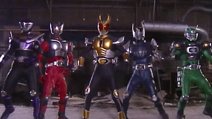 Kamen Rider Ryuki: Agito accidentally breaks into the mirror world!