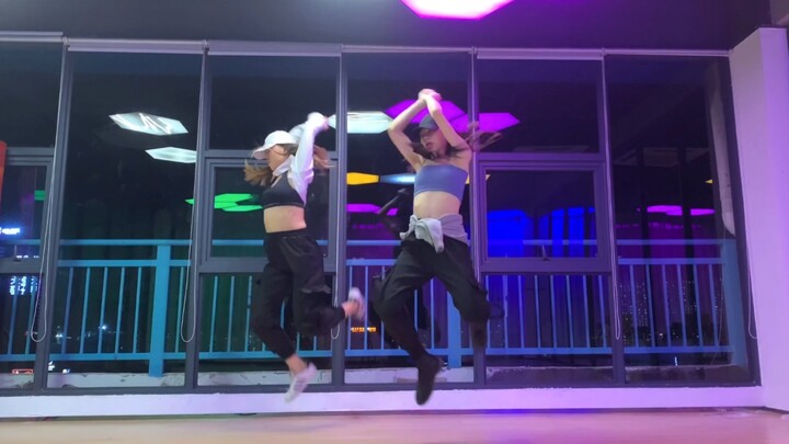 【Fan Corner】Double flip dance after Kim Hyoyeon's latest single dessert dance DESSERT