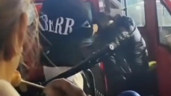 Woman leaves phone on tricycle, gets beaten after aunt returns it and asks for reward!