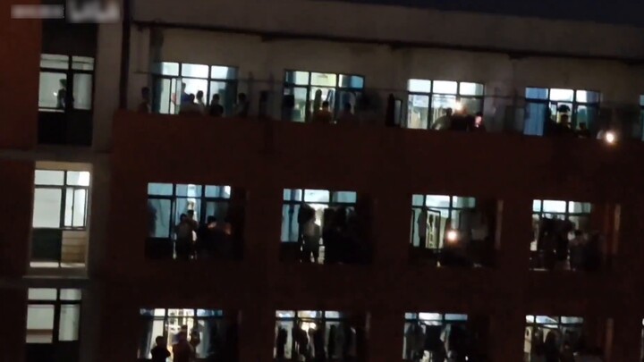 Don't let me catch you, little black people from China University of Petroleum (East China)