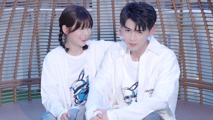 We like the same things, and we also like the same people~