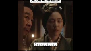 Her father is jealous of her fiance 😂😂#lovelikethegalaxy #shorts #zhaolusi #cdrama #wulei #trending