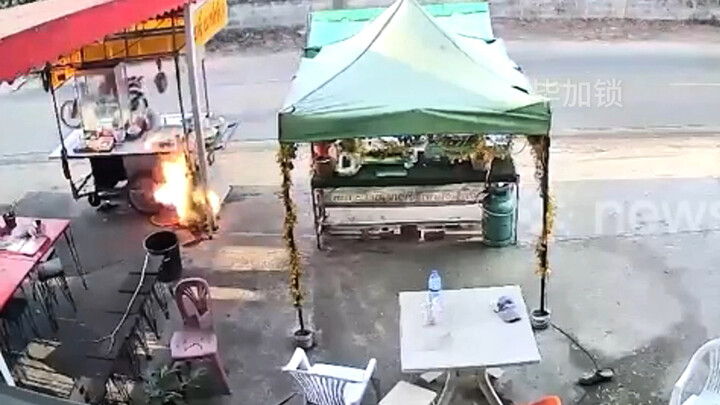 أسطوانة غاز صغيرة، ممسوكة ببراعة!