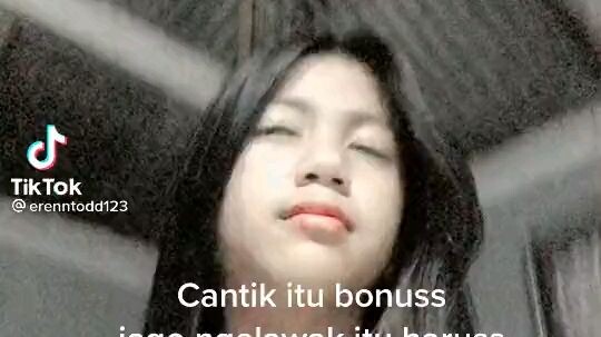 cantik itu harus