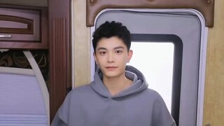 ในสมัยเหวินปินปิน ติง หยูซีกล่าวว่าธุรกิจโดยไม่มีสำเนียง